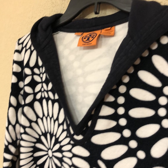 Tory Burch womans Wanda Towel Material Hooded Tunic Top Coverup V-neck size XS - Picture 4 of 8